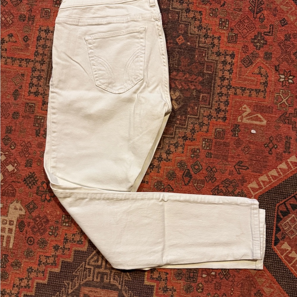 Hollister White Low Rise Super Skinny Jeans - Picture 3 of 6